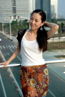 Modern city girl