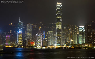 Piękna panorama Hongkongu nocą